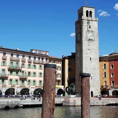 Gardainn Martini Riva del Garda Buitenkant foto
