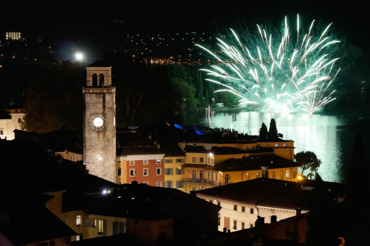 Gardainn Martini Riva del Garda Buitenkant foto