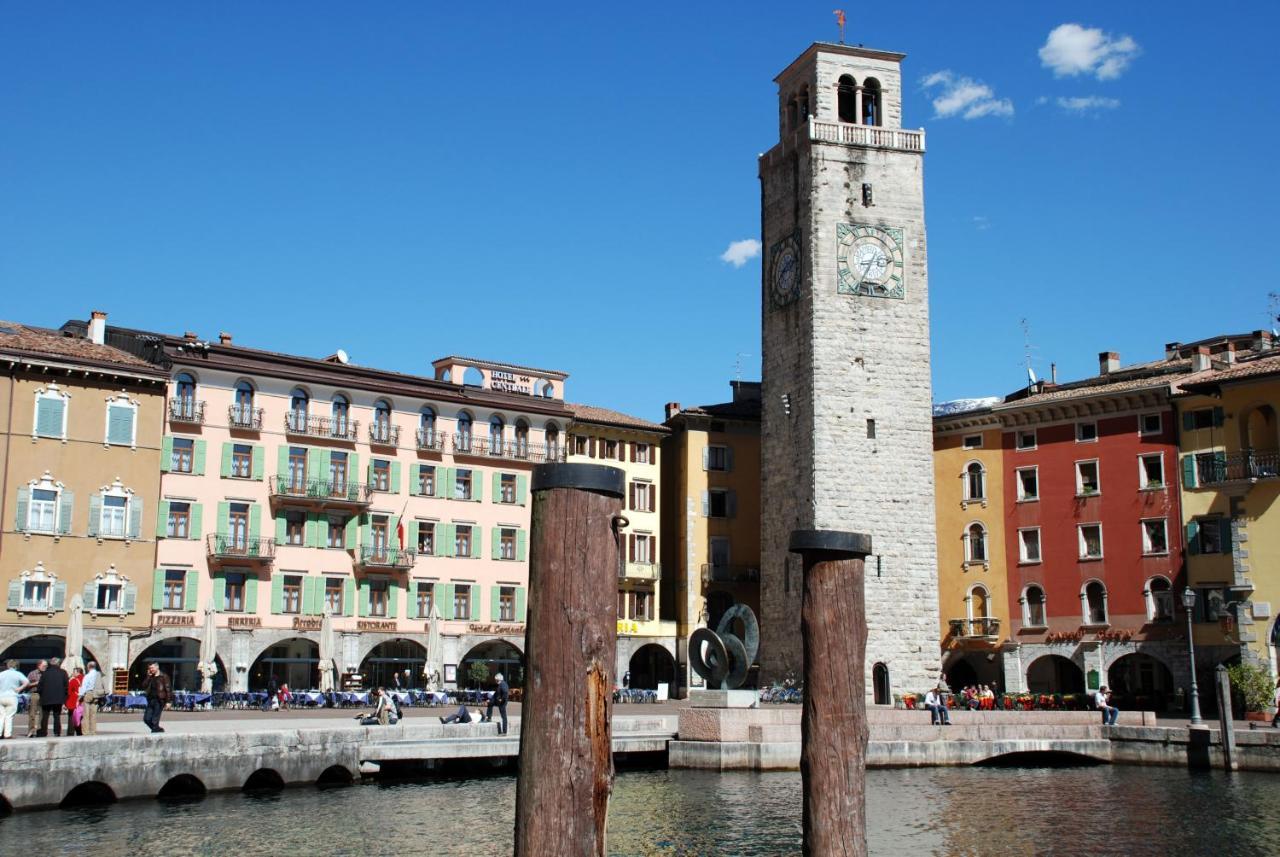 Gardainn Martini Riva del Garda Buitenkant foto